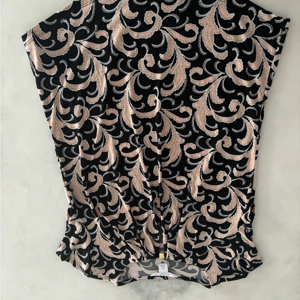 Liz Claiborne Black and Pink Graphic Tie Front Blouse